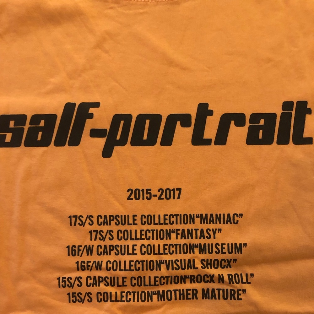 Misspelled T shirt ! So weird and cool